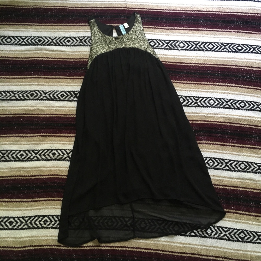 Little black dress with gold high neck size S